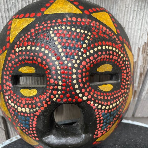 Indonesian Decorative Tribal Face Mask Hand Carved Wooden Painted - Picture 2 of 5
